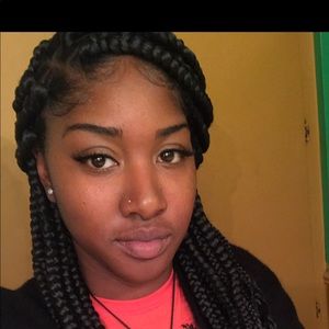 Meet your Posher, Jasmine